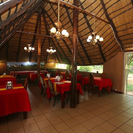 Divundu Guest House المظهر الخارجي الصورة