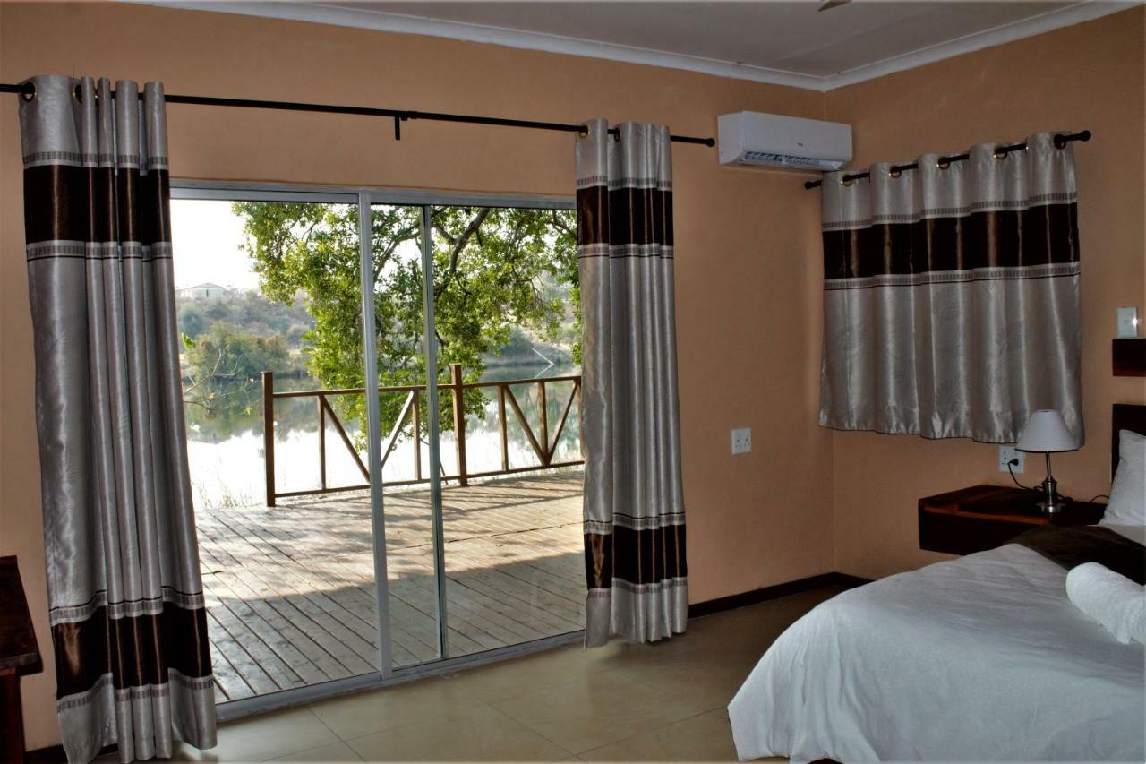 Divundu Guest House المظهر الخارجي الصورة